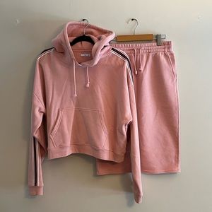 TNA The Iconic Hoodie and TNA Cariboo Fleece Skirt